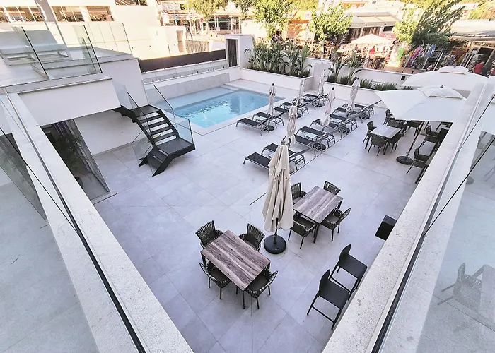 Hotel apartamentowy Ponent