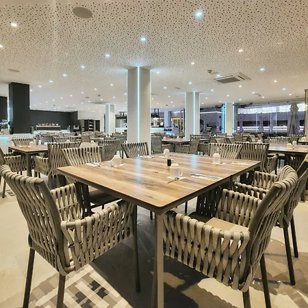 Ponent Aparthotel