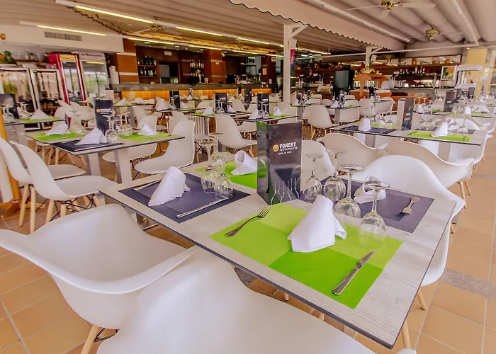 Ponent Ξενοδοχείο με διαμερίσματα